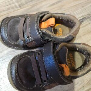 Stride Right Brown Shoes - 4C